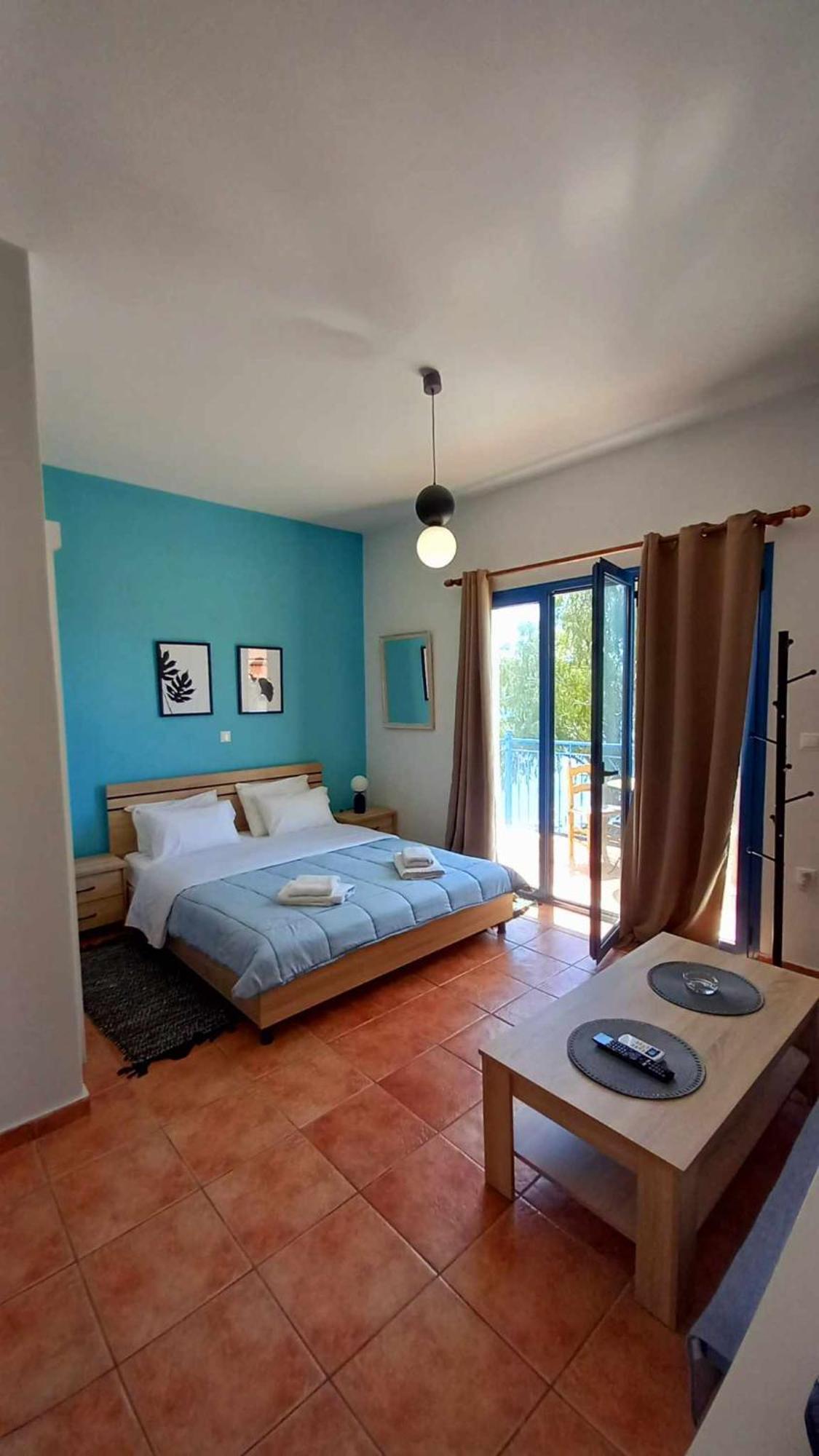 Στούντιο Με Θέα Τη Θάλασσα Apartment Itea Luaran gambar